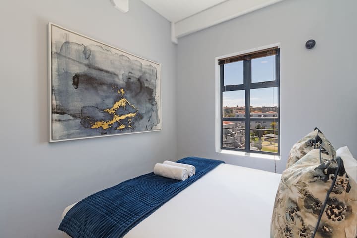2 Bedroom Property for Sale in West Beach Western Cape